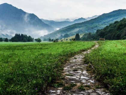 Moderner Wahlkampf, Hundertmeterlauf mit Waffen