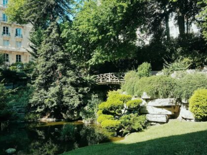 Sonntagsmüll im Park, ohne Georges
