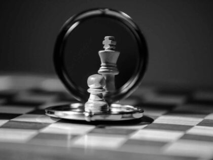 Die Asymmetrie unserer Spielregeln