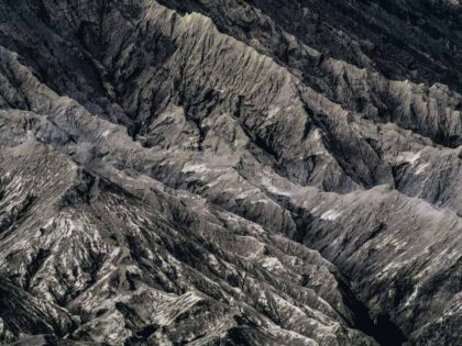 Deutschlands Leiter an der falschen Mauer